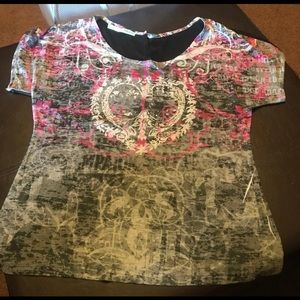 Maurice size medium tee shirt excellent condition